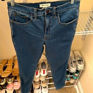 Women’s Madewell Light Wash High Waisted 10in Road-tripper Jeans, size 28.